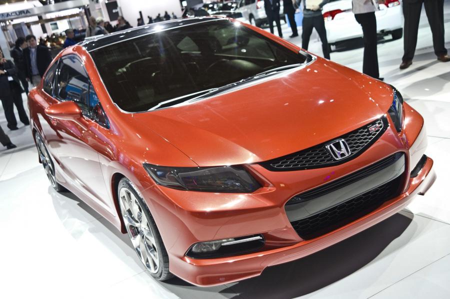  Honda Civic Si Concept 2011 года  (фото 17 из 45)